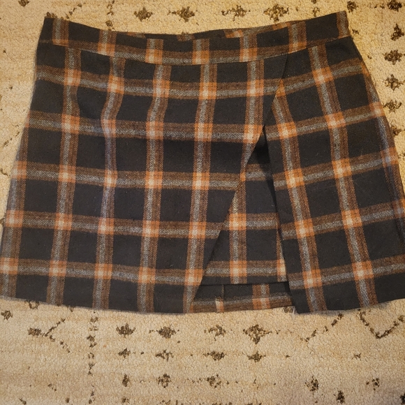 NWT OAT NEW YORK PLAID MINI SKIRT, SIZE 32 - Picture 6 of 6